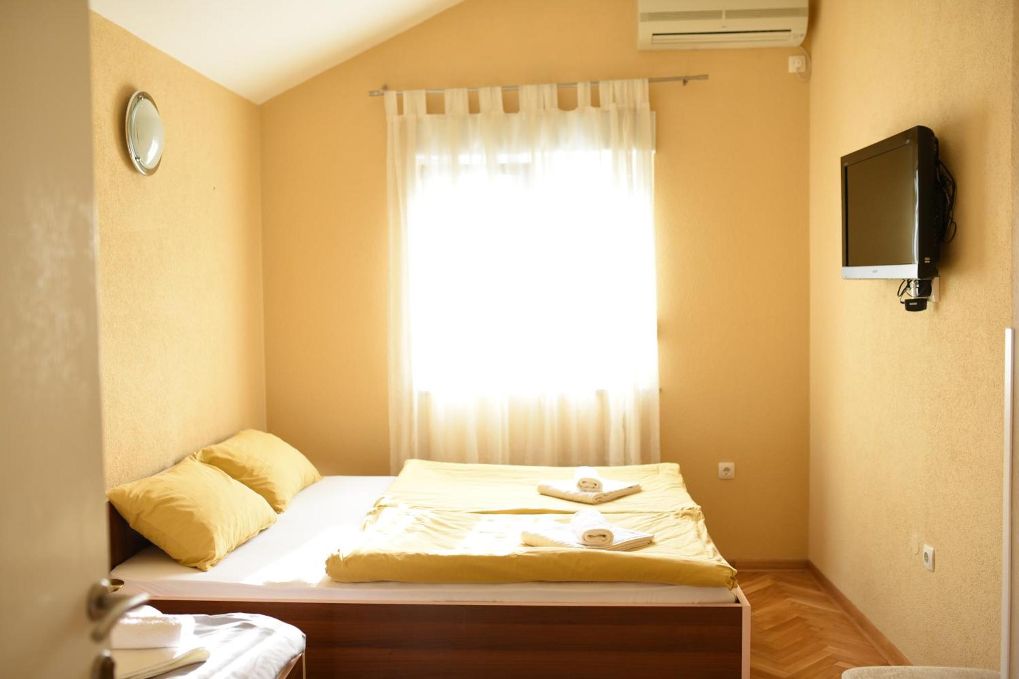 Dalila Apartman Mostar Esterno foto